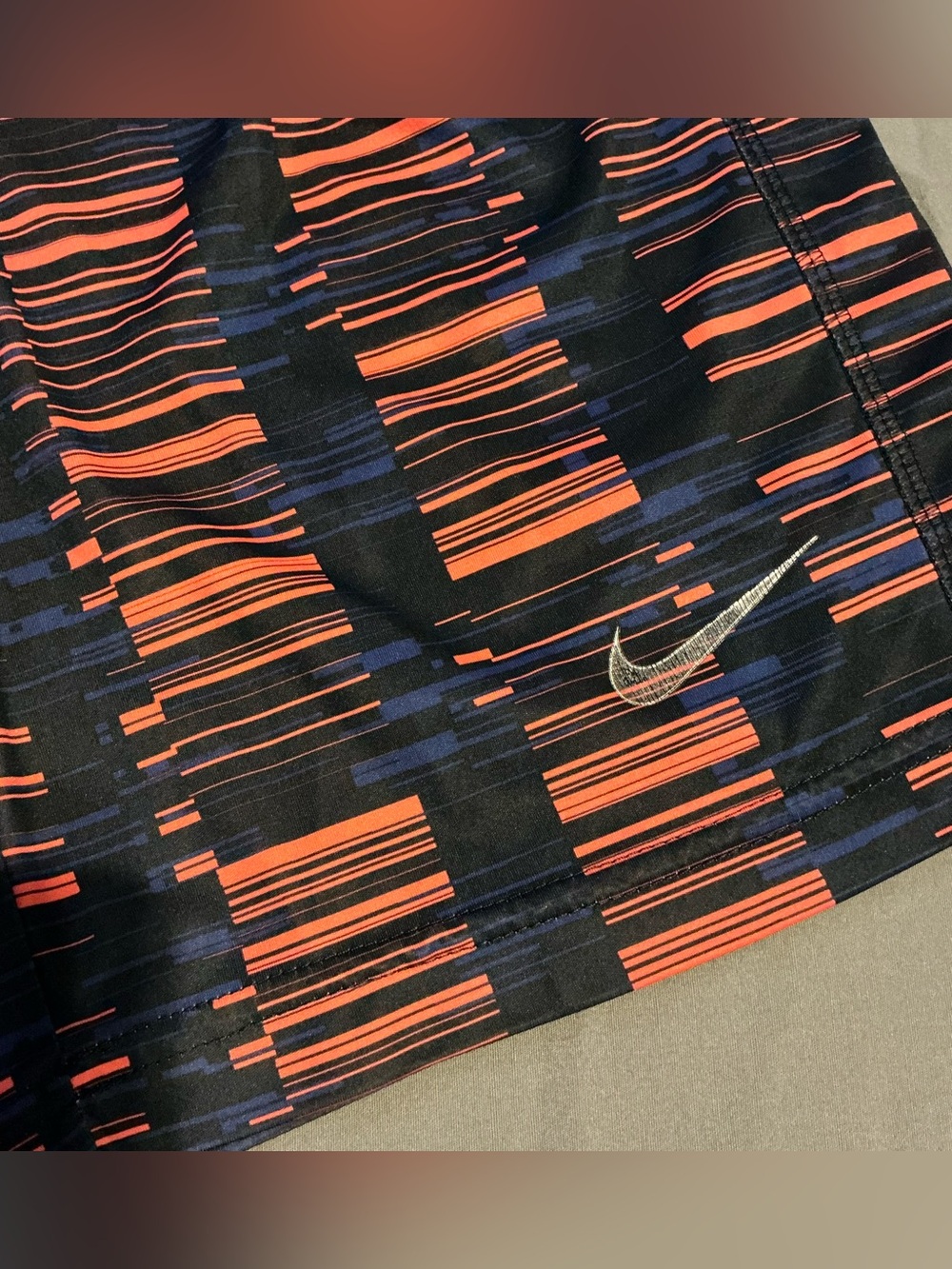 Nike Dri-Fit Boys' Medium Athletic Shorts - Black & Orange Pattern W/Pockets - Picture 5 of 7